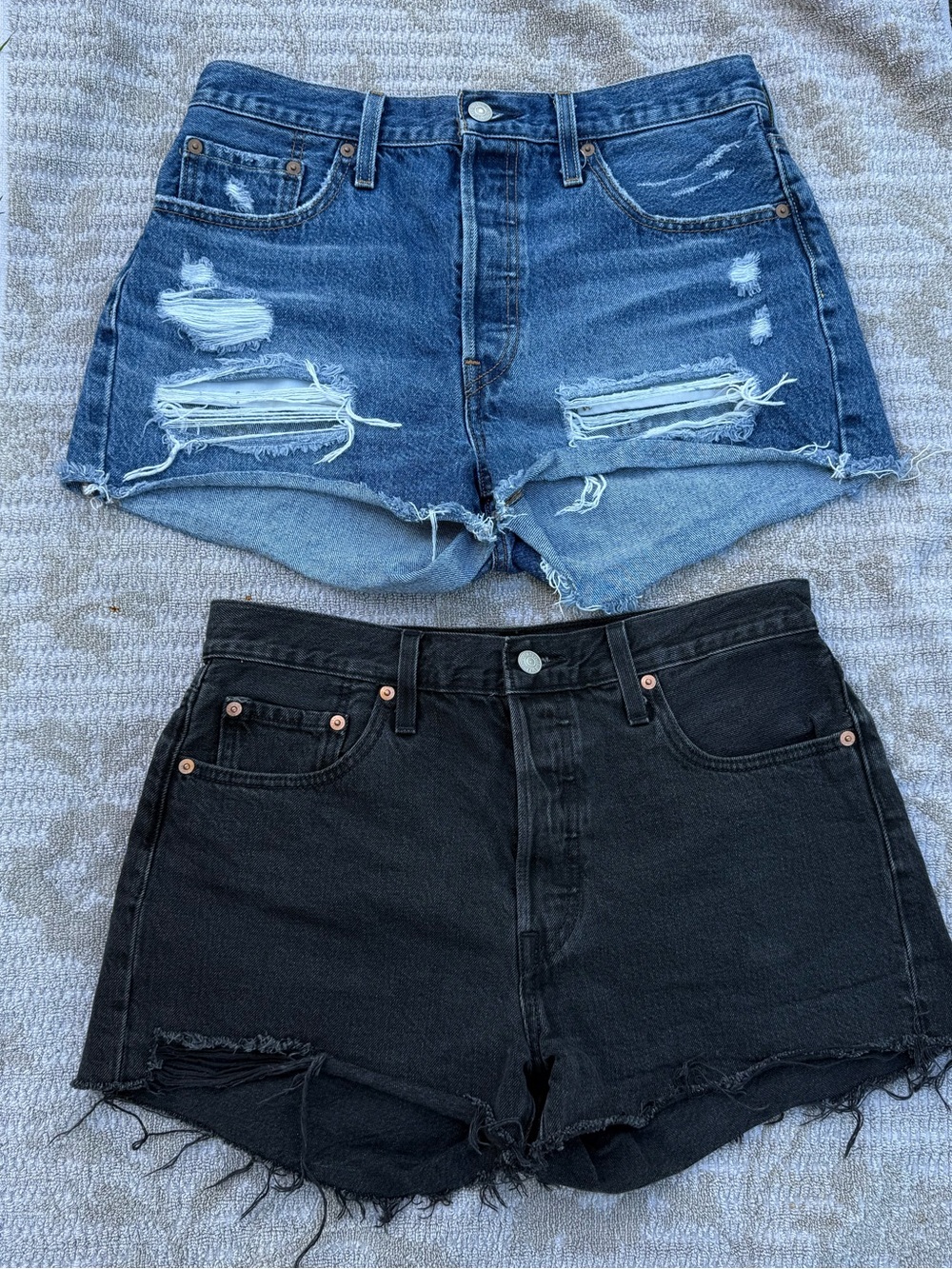Levi's 501 highrise cut off shorts distressed bundle 29